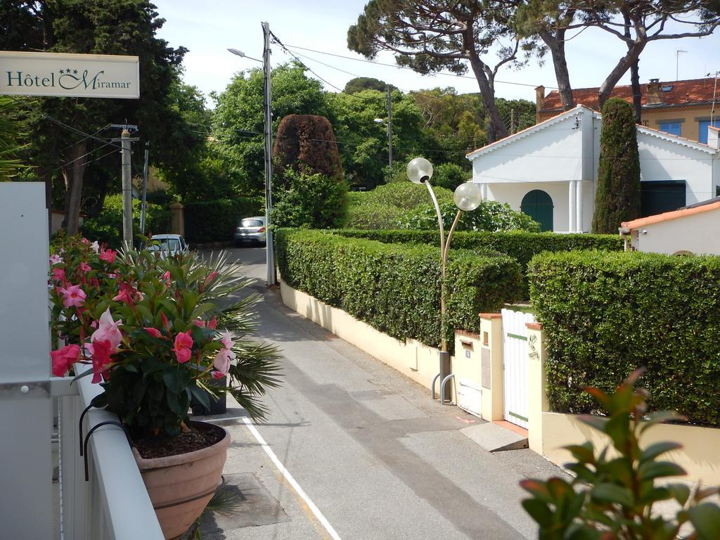 Hotel Miramar- Cap D'Antibes - La Garoupe Plage Exterior photo