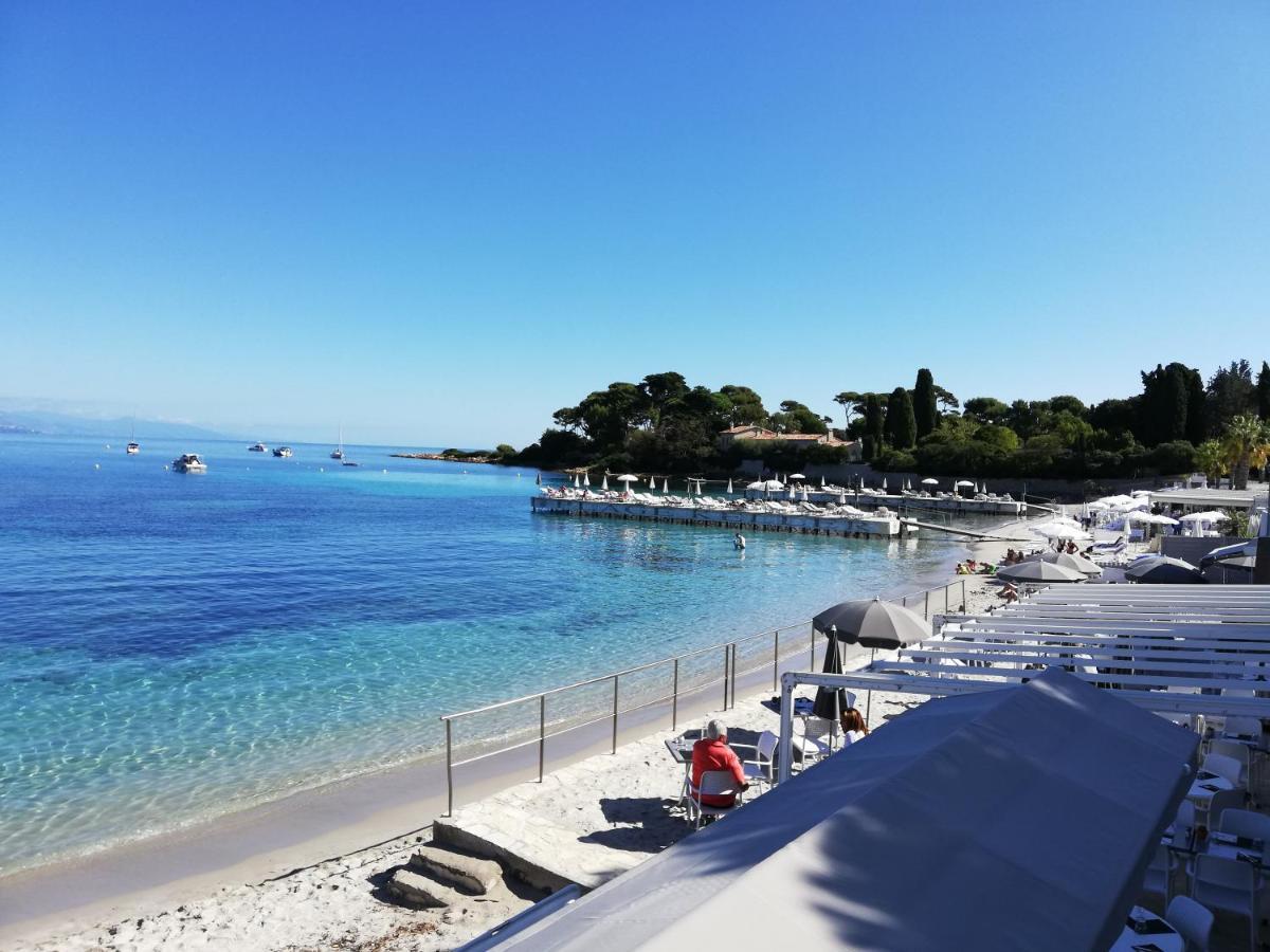 Hotel Miramar- Cap D'Antibes - La Garoupe Plage Exterior photo